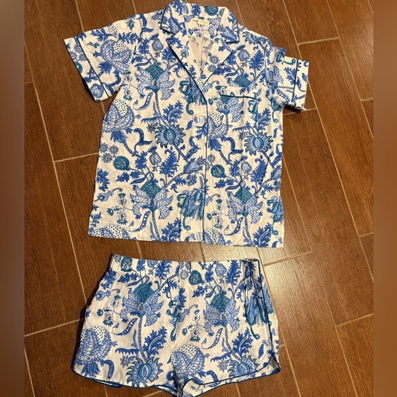 Roller Rabbit Other - Authentic roller rabbit pajama set size small blue and white brand new